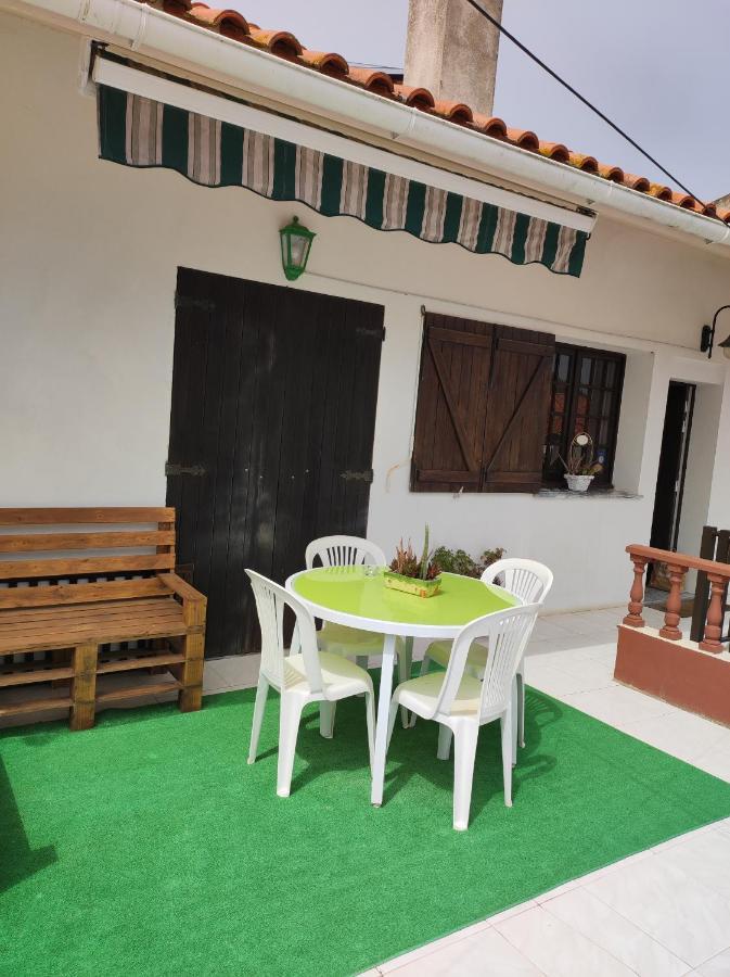 Lemos Family Beach House Nazare Exterior photo