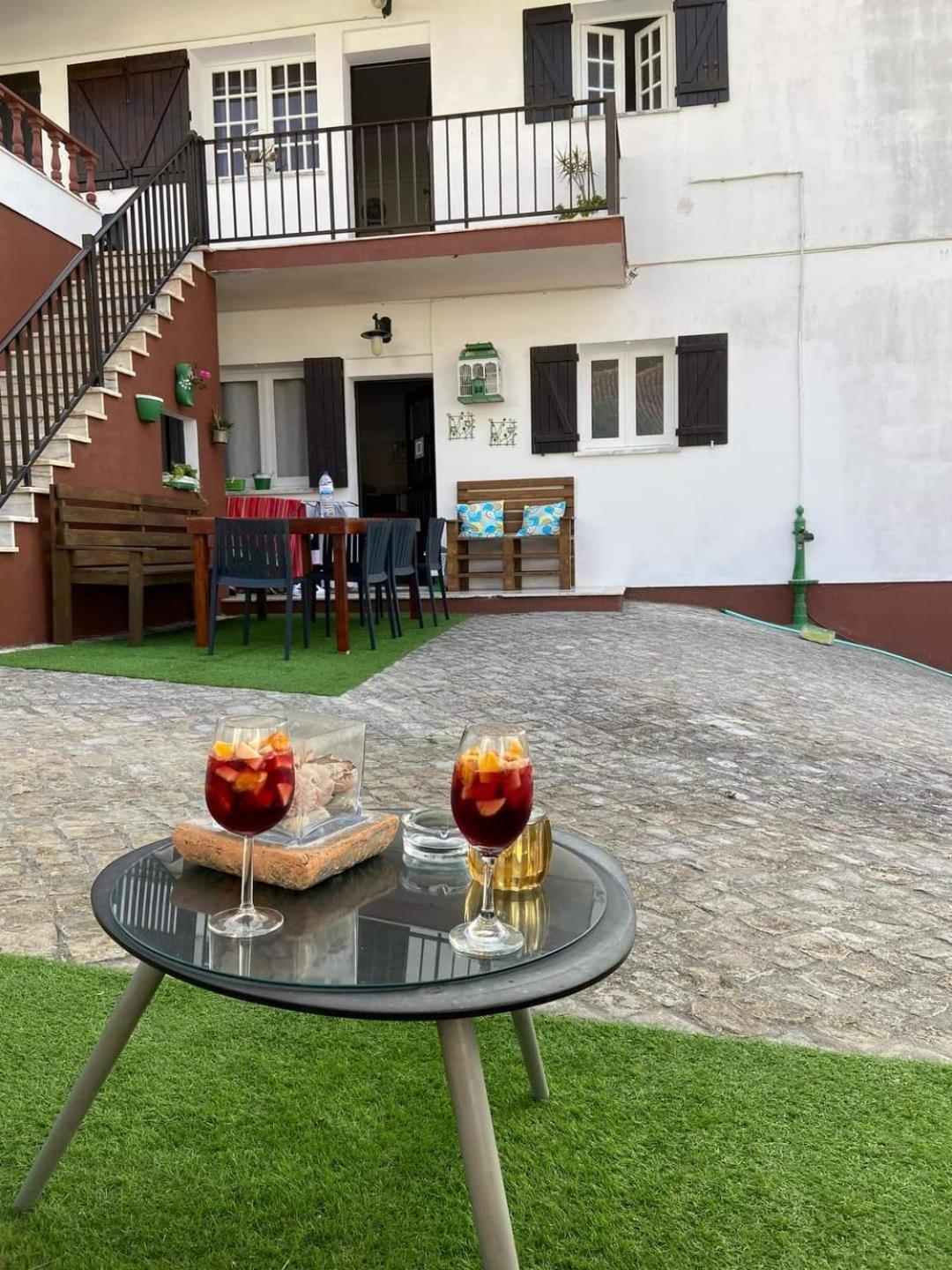 Lemos Family Beach House Nazare Exterior photo
