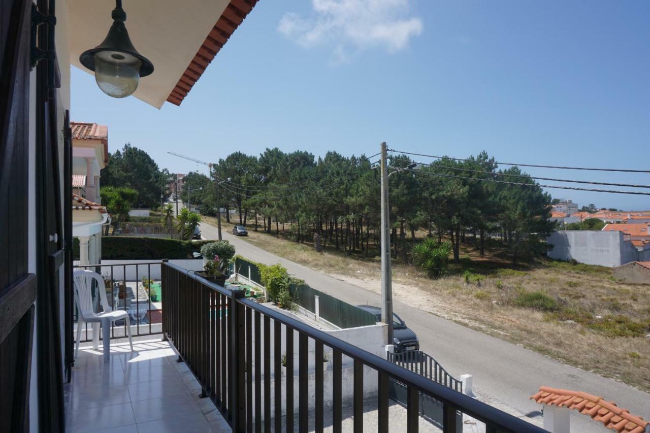Lemos Family Beach House Nazare Exterior photo